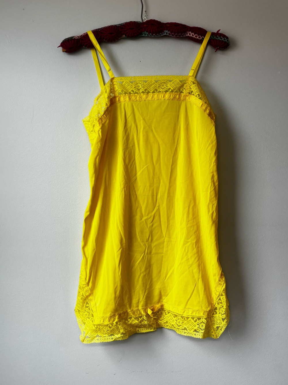 Maidenform Bright Yellow Lace-Trim Slip